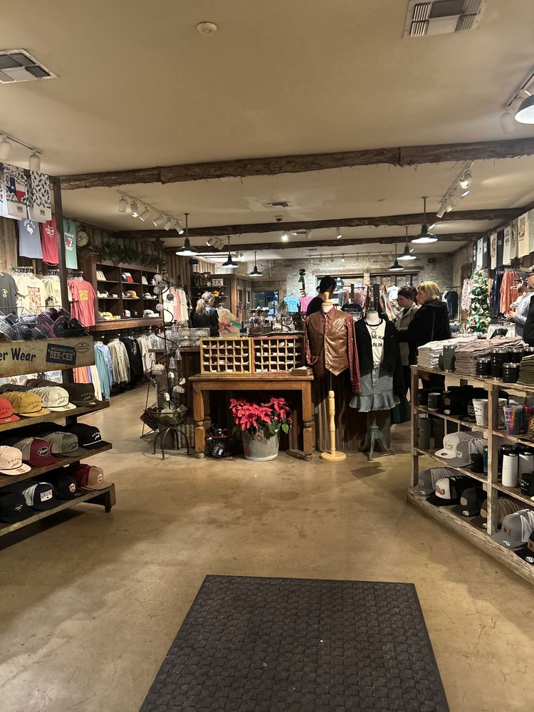 COTTON EYED JOE’S Updated August 2024 10 Photos 1608 Gruene Rd