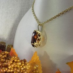 The Jewelers Bench