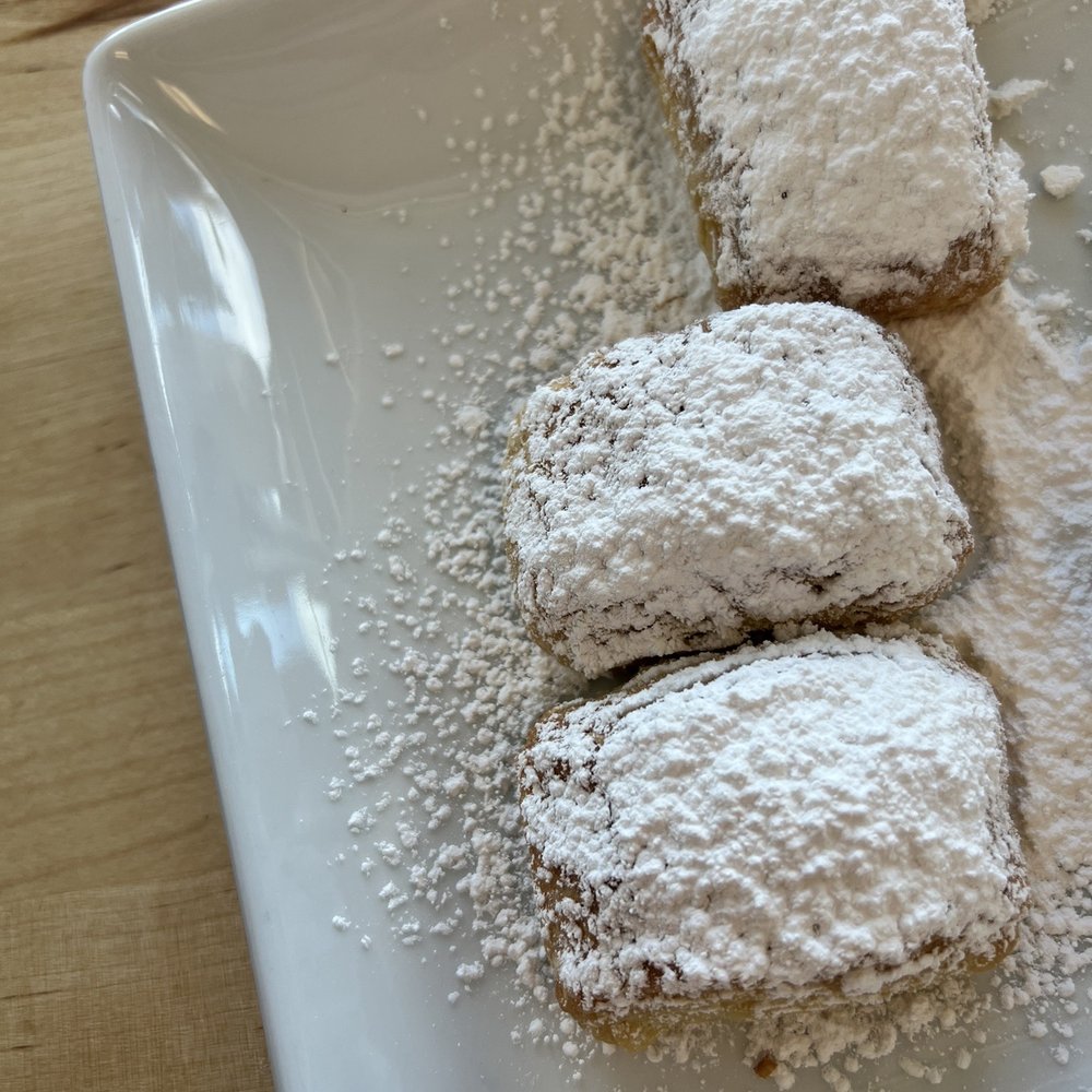 Cafe Flore - New Orleans Beignent - Breakfast & Brunch Near Me - Fort Myers, Florida Cafe Flore - New Orleans Beignent - Breakfast & Brunch Near Me - Fort Myers, Florida