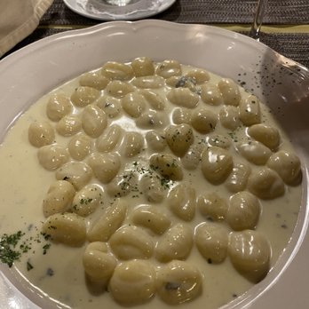 Restaurant Schützenstube - Gorgonzola Gnnochi - Italian Near Me - Pratteln, BL Restaurant Schützenstube - Gorgonzola Gnnochi - Italian Near Me - Pratteln, BL