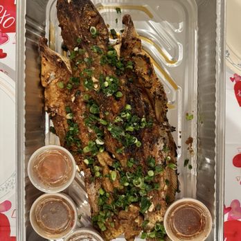Tay Giang Restaurant - Catfish w/o hand - Vietnamese Near Me - Sacramento, California Tay Giang Restaurant - Catfish w/o hand - Vietnamese Near Me - Sacramento, California