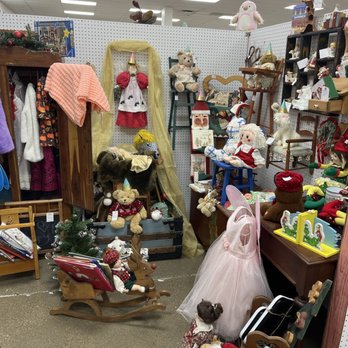 Route 27 Antique Mall - Antiques Near Me - Alexandria, Kentucky Route 27 Antique Mall - Antiques Near Me - Alexandria, Kentucky