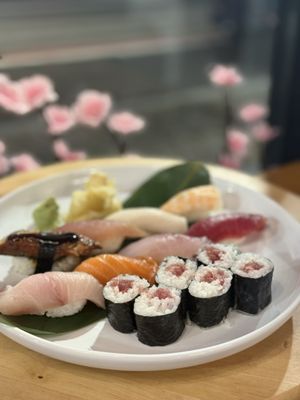 Taku Sushi & Bar by null