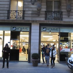 BHV Marais - L'Homme - Devanture de l'actuel BHV Homme (celle avec les grosses lettres n'est plus l'entrée)