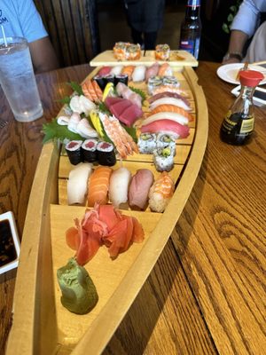 Sweet Basil Thai & Sushi by null