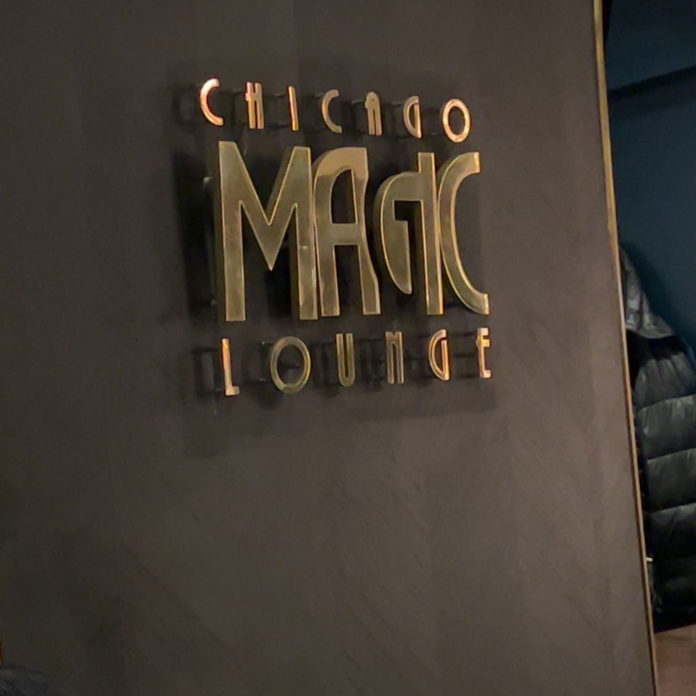 Chicago Magic Lounge - Magicians Near Me - Chicago, Illinois Chicago Magic Lounge - Magicians Near Me - Chicago, Illinois
