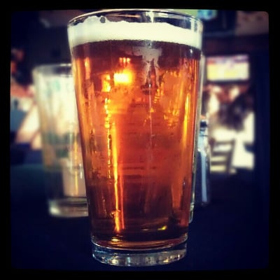 Henry's Pub by null