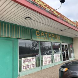 Vic's Bar-B-Que