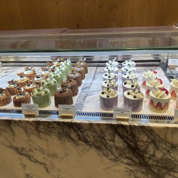 Salswee - Cakes and basque cheesecake - Bakeries Near Me - New York, New York