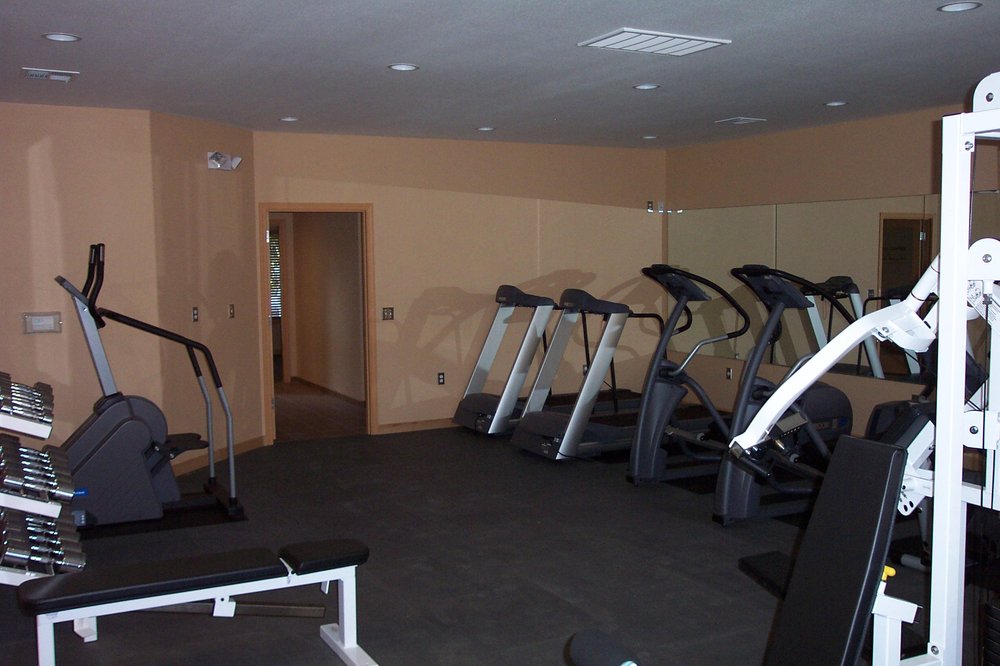 OAK TREE APARTMENTS Updated August 2024 16055 SE 108th Ave, Tigard