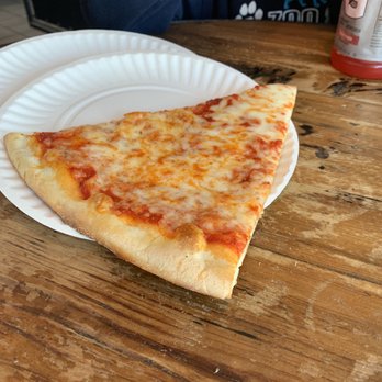 GiGi's NY Style Pizza - Plain Slice - Pizza Near Me - Sea Bright, New Jersey