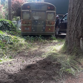 Cesar's Auto Mechanic and Maintenance - Our old bus - Auto Repair Near Me - Des Moines, Washington