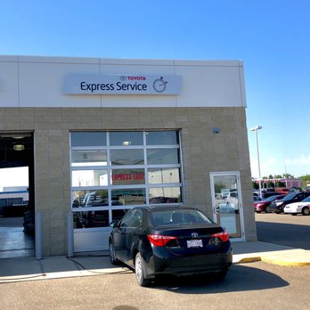 Lethbridge Toyota - Car Dealers Near Me - Lethbridge, Alberta