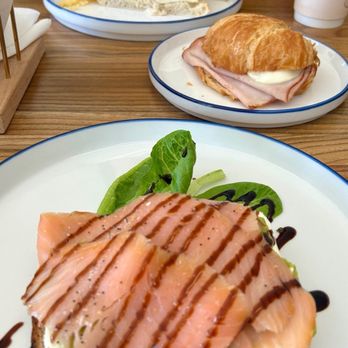 Di Latte - Salmon Avocado Toast, Ham & Cheese Croissant, and Chicken Bruschetta Sandwich - Bakeries Near Me - Oviedo, Florida Di Latte - Salmon Avocado Toast, Ham & Cheese Croissant, and Chicken Bruschetta Sandwich - Bakeries Near Me - Oviedo, Florida