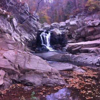 Scott's Run Nature Preserve - Parks Near Me - McLean, Virginia