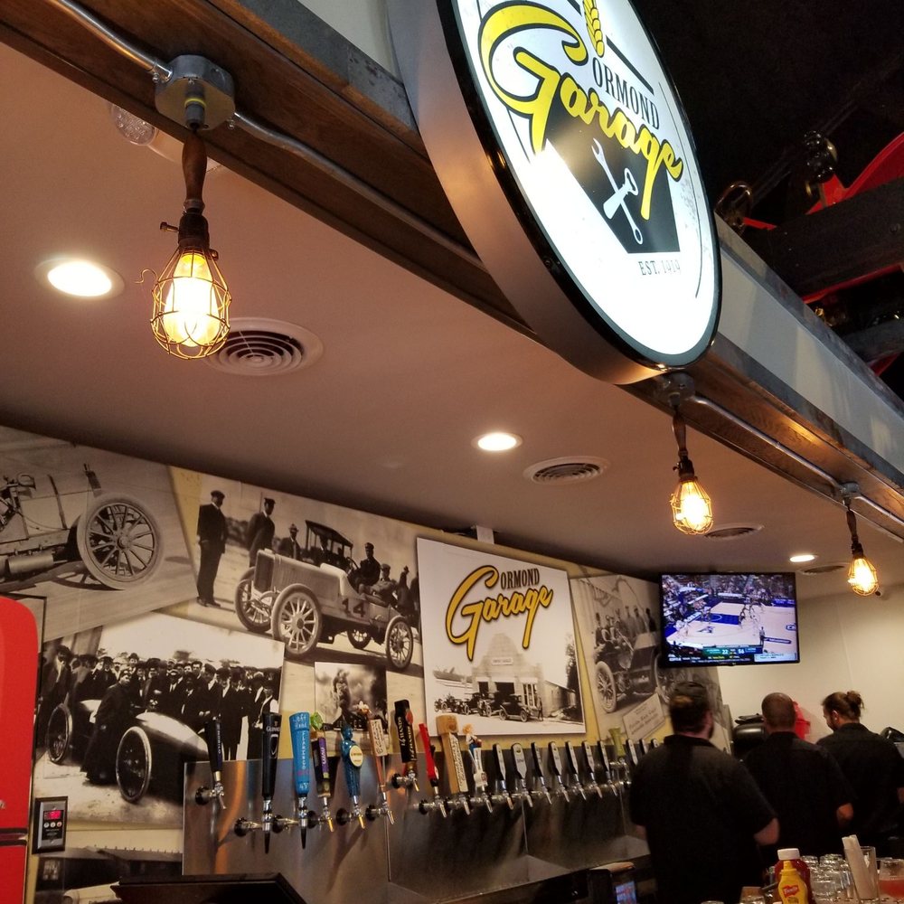 Ormond Garage - Bar area - New American Near Me - Ormond Beach, Florida