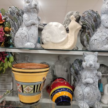 HomeGoods - Garden items - Furniture Stores Near Me - Escondido, California HomeGoods - Garden items - Furniture Stores Near Me - Escondido, California