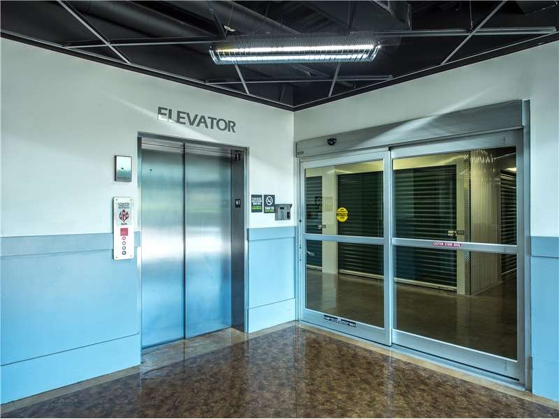 EXTRA SPACE STORAGE Updated June 2024 11 Photos 1897 W Oak Pkwy