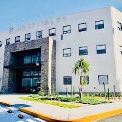 Dr. Leslie Marie Flores - MAC Hospital San Miguel de Allende Office #211