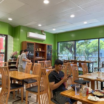 Seasons Taiwanese Eatery - Inside - Taiwanese Near Me - Honolulu, Hawaii Seasons Taiwanese Eatery - Inside - Taiwanese Near Me - Honolulu, Hawaii