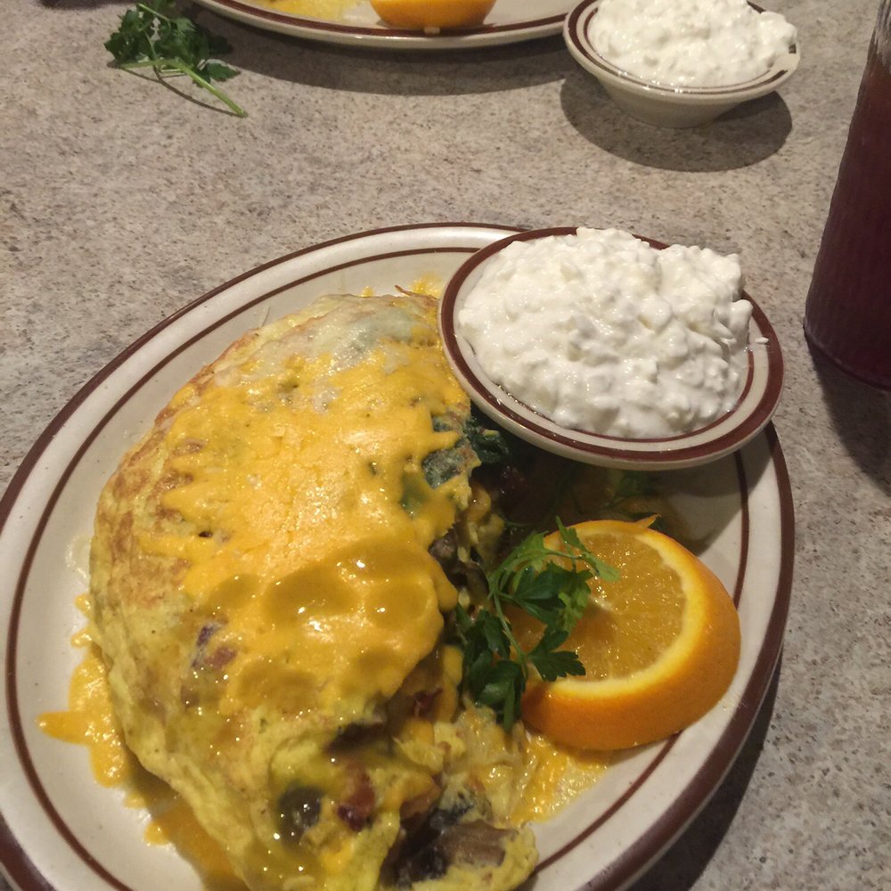 Spencer's Restaurant - Meat Lovers Omelet - Breakfast & Brunch Near Me - Bakersfield, California Spencer's Restaurant - Meat Lovers Omelet - Breakfast & Brunch Near Me - Bakersfield, California