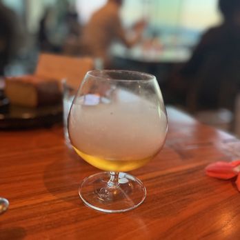 Aerlume - Appalachian Fog! Delicious - New American Near Me - Seattle, Washington