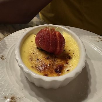 Daniel's Restaurant - Creme Brulee - Italian Near Me - Apex, North Carolina Daniel's Restaurant - Creme Brulee - Italian Near Me - Apex, North Carolina