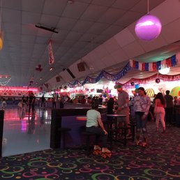Skate center