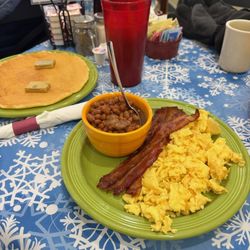 The Nook Breakfast & Lunch - Scramble eggs. bacon, baked beans and pancake!