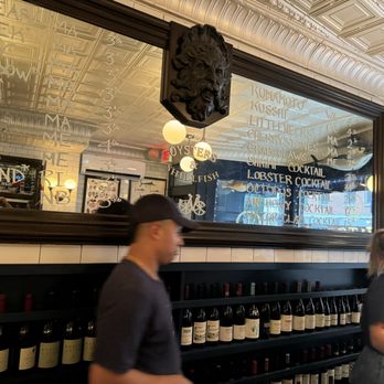 Neptune Oyster - Specials - Seafood Near Me - Boston, Massachusetts