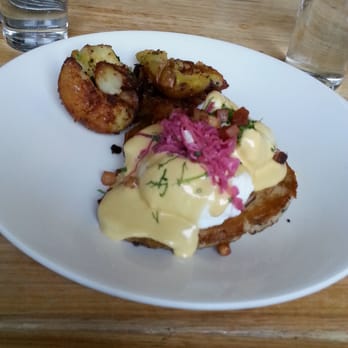 Longman & Eagle - Pork belly Benedict with house potatoes - Gastropubs Near Me - Chicago, Illinois Longman & Eagle - Pork belly Benedict with house potatoes - Gastropubs Near Me - Chicago, Illinois