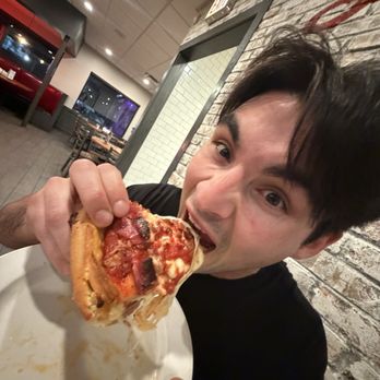 Giordano's - Meat and More Meat - Deep Dish - Pizza Near Me - Rosemont, Illinois Giordano's - Meat and More Meat - Deep Dish - Pizza Near Me - Rosemont, Illinois