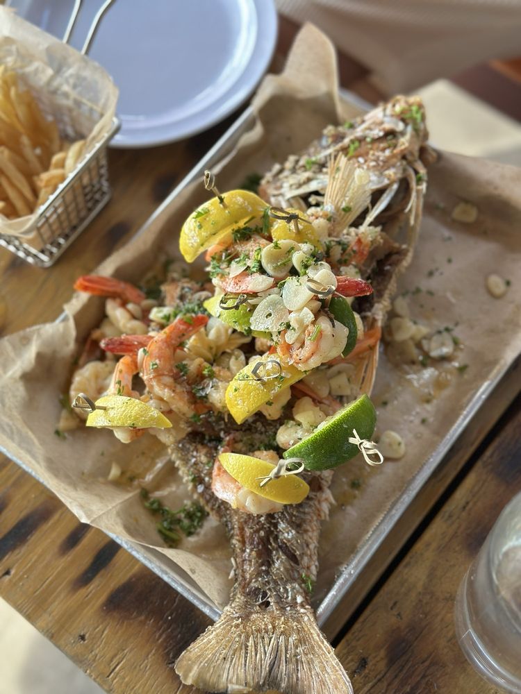 SONIA’S SEAFOOD RESTAURANT Updated October 2024 114 Photos & 99