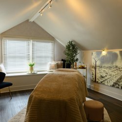 Coco Beauty Bar & Medical Spa - Facial Room