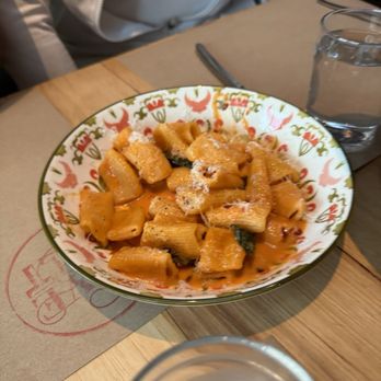 Love & Salt - Rigatoni alla Vodka Duck Egg Pizza Wood Oven Roasted Summer Squash American Wagyu Beef Milanese - Italian Near Me - Manhattan Beach, California