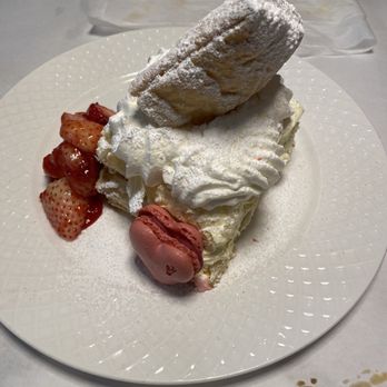Balaton Restaurant - Vanilla napoleon - Hungarian Near Me - Chagrin Falls, Ohio Balaton Restaurant - Vanilla napoleon - Hungarian Near Me - Chagrin Falls, Ohio