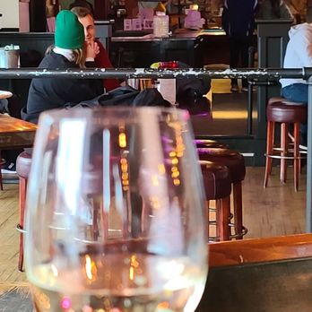 Art Marble 21 - Restaurant - Cocktail Bars Near Me - Seattle, Washington