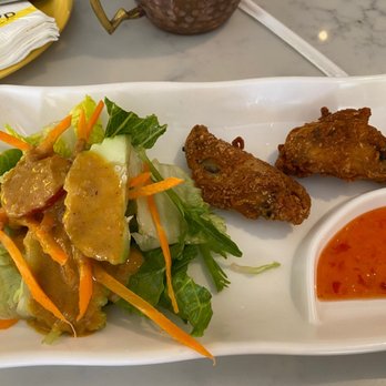 Kin'd - Lunch special appetizer: wings and salad - Thai Near Me - Fresh Meadows, New York