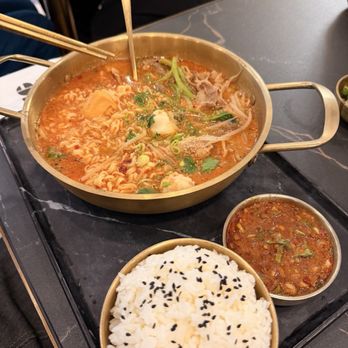 Big Way Hot Pot - Mala broth - Asian Fusion Near Me - Monterey Park, California