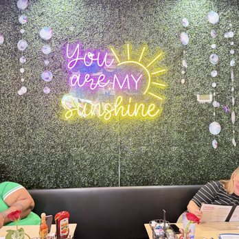 Honeybear Cafe - Breakfast & Brunch Near Me - Chicago, Illinois Honeybear Cafe - Breakfast & Brunch Near Me - Chicago, Illinois