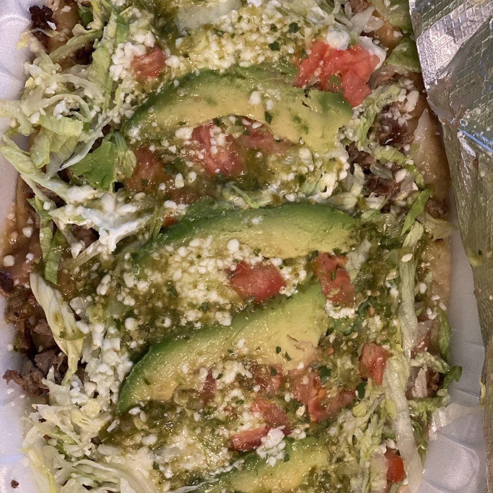 Rio Grande Mexican Restaurant - Asada vegetariana huarache. It's basically a large zope. - Mexican Near Me - Reseda, California Rio Grande Mexican Restaurant - Asada vegetariana huarache. It's basically a large zope. - Mexican Near Me - Reseda, California