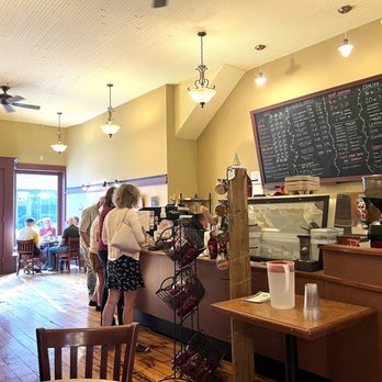 Jitterz Coffee & Cafe - customers at the counter - Coffee & Tea Near Me - Dubuque, Iowa Jitterz Coffee & Cafe - customers at the counter - Coffee & Tea Near Me - Dubuque, Iowa