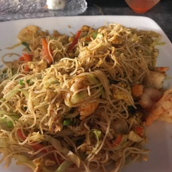 Rise Asian Fusion - Singapore Shrimp - Sushi Bars Near Me - Walworth, Wisconsin Rise Asian Fusion - Singapore Shrimp - Sushi Bars Near Me - Walworth, Wisconsin