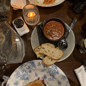 Park Distillery - Vegetarian burger, tomato soup, vodka pasta. - Canadian (New) Near Me - Banff, Alberta