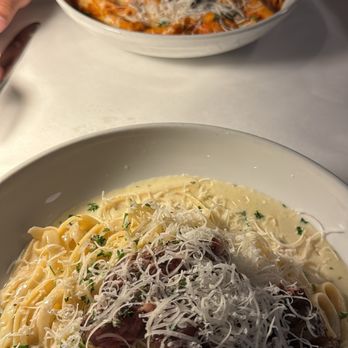 MA'S Italian Kitchen - FETTUCCINE ALFREDO with GRILLED NY STEAK PENNE ALLA VODKA with GRILLED NY STEAK - Italian Near Me - Burbank, California