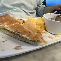 Coco's Cuban Restaurant - Cuban sandwich