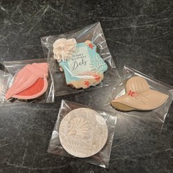 Sweet Cheeks - Birthday cookies.