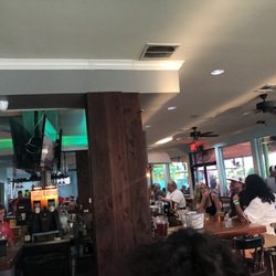Vernon’s Lakeside - Interior bar and dining area