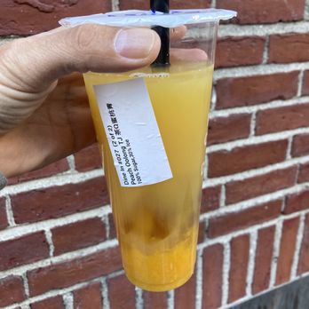 Teazzi - Peach oolong TJ with crystal boba and tea jelly - Bubble Tea Near Me - Boston, Massachusetts