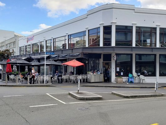 Archie's Restaurant & Pizzeria by null